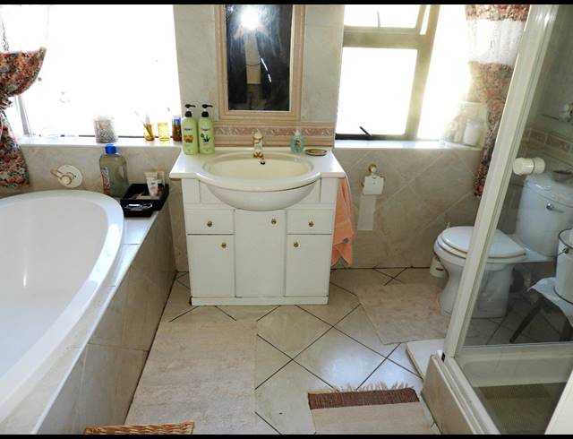 4 BEDROOM HOUSE FOR SALE IN THREE RIVERS PROPER